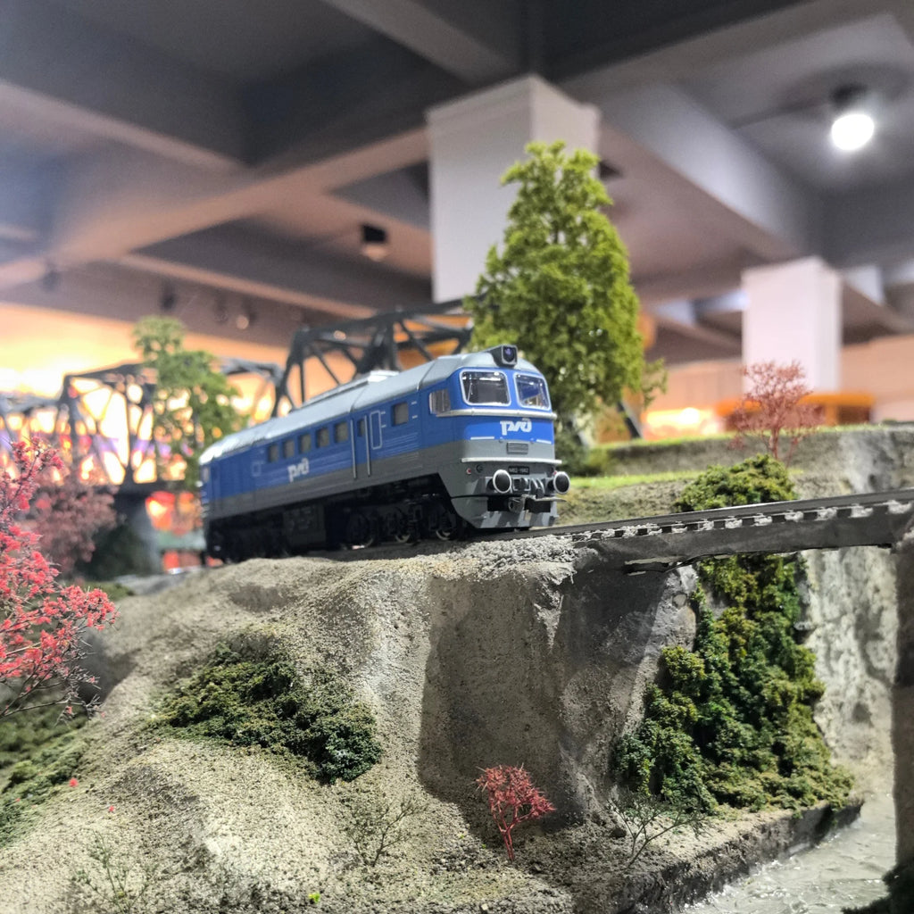 HO scale 1:87 BB 67000 diecast diesel locomotive collectible model – product view 11